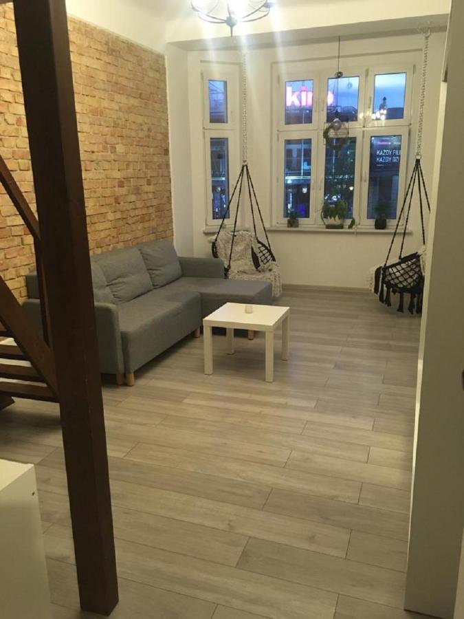 Secret Apartament 4 Poznanアパートメント エクステリア 写真